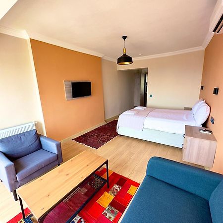 Terrace Guesthouse Istanbul Exterior photo