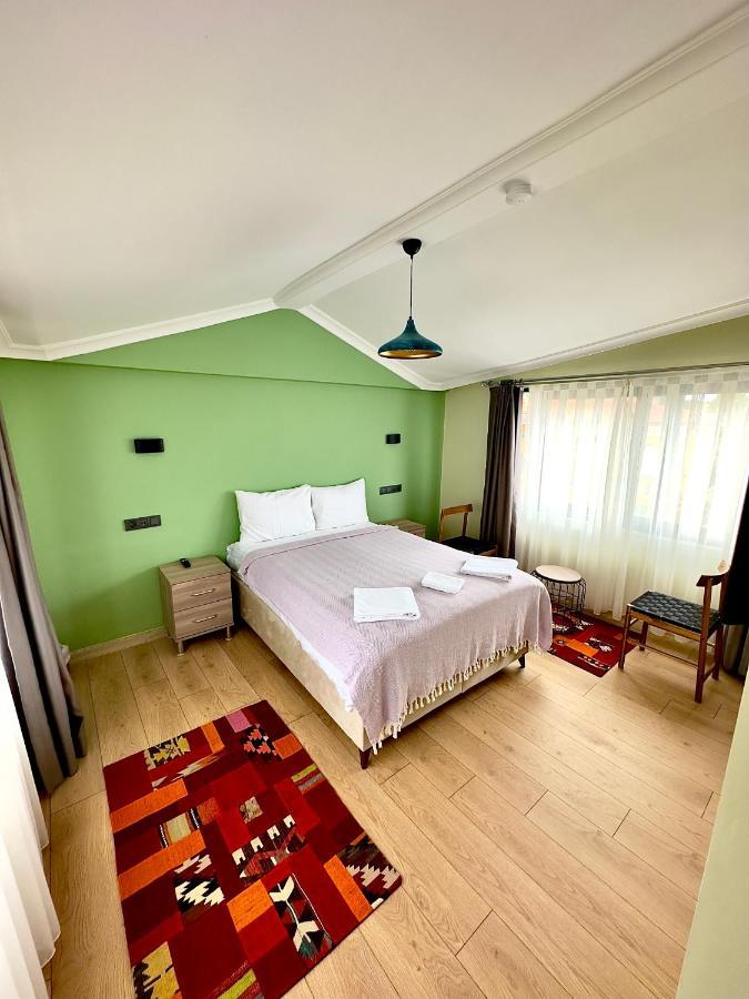 Terrace Guesthouse Istanbul Exterior photo